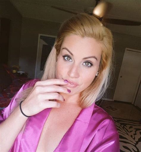 Coco Vandi .